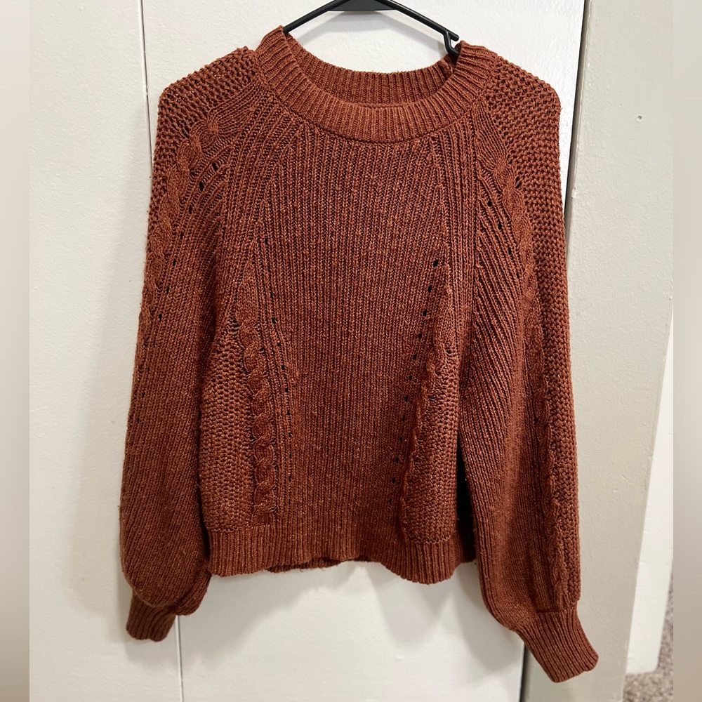 American Eagle Woman’s Knit Sweater size: medium